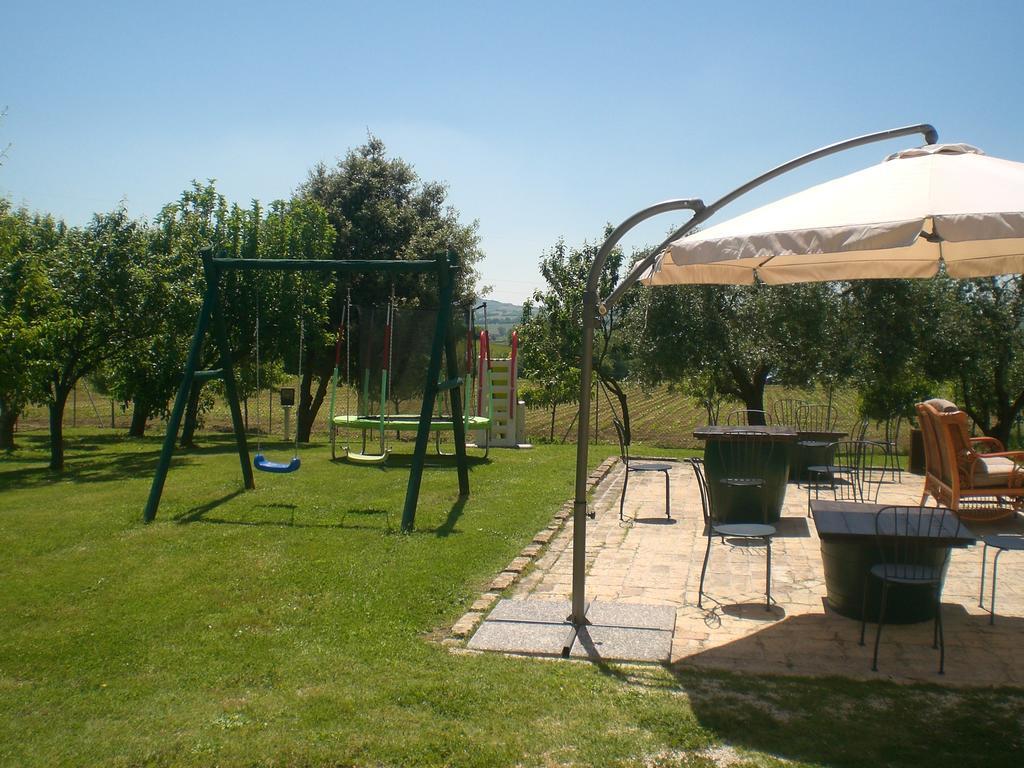I Ciliegi Bed and Breakfast Osimo Exteriör bild