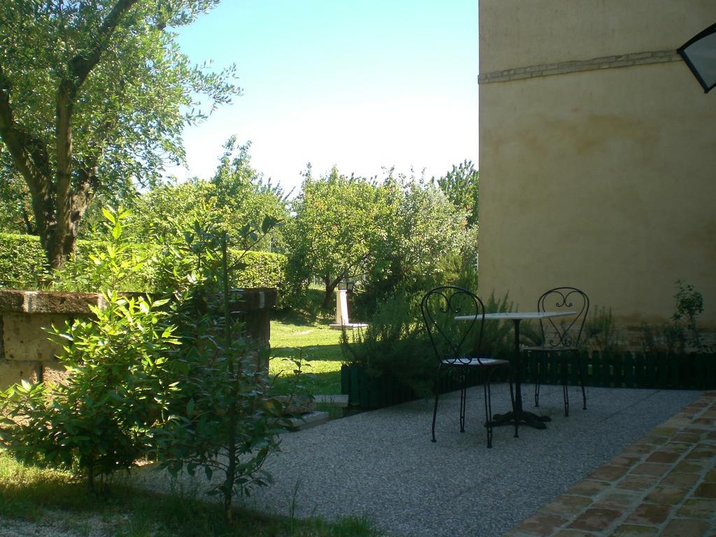 I Ciliegi Bed and Breakfast Osimo Exteriör bild
