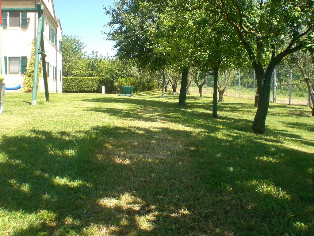 I Ciliegi Bed and Breakfast Osimo Exteriör bild