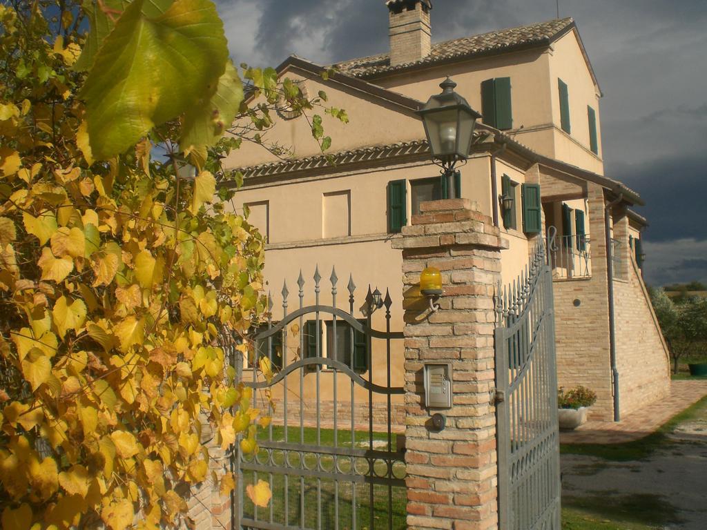 I Ciliegi Bed and Breakfast Osimo Exteriör bild